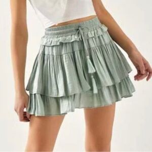 Stylish Ruffled Mini Skirt in Soft Green